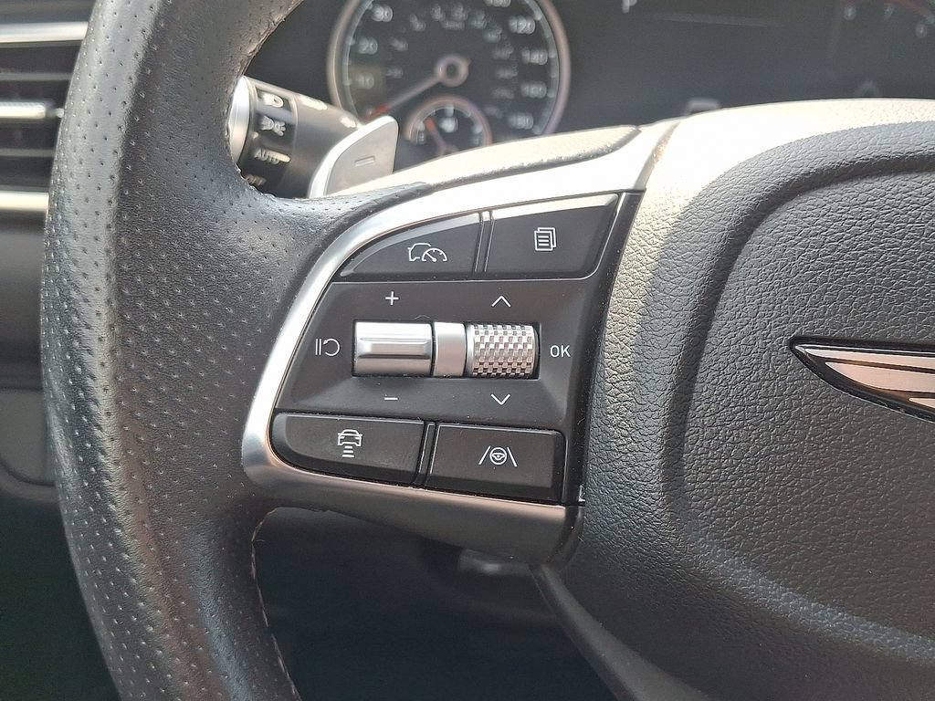 Used 2025 Genesis G70 2.5T RWD image 21