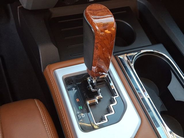 Used 2015 Toyota Tundra Platinum image 17