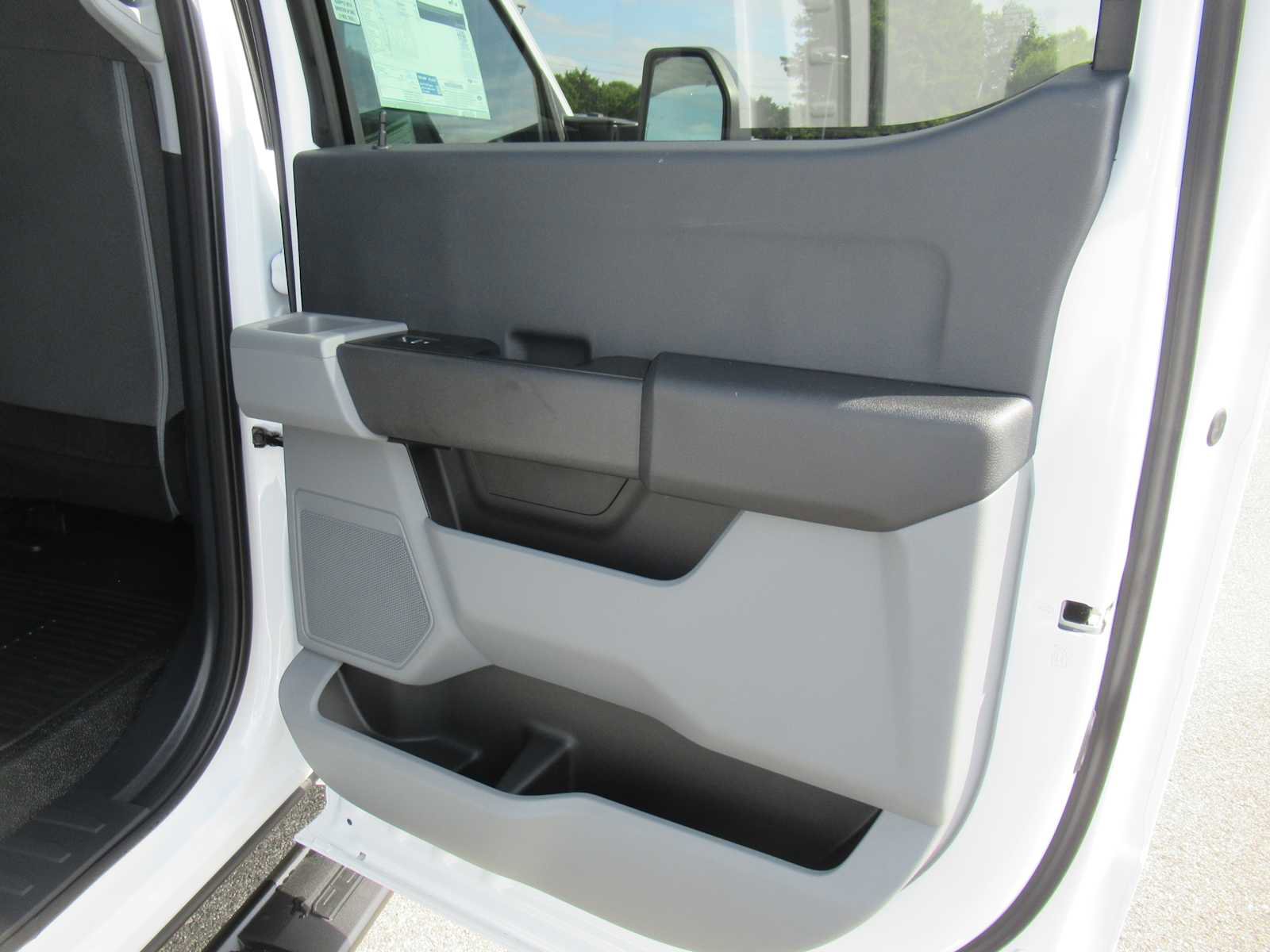 New 2026 Ford F350 XL w/ XL Off-Road Package image 15