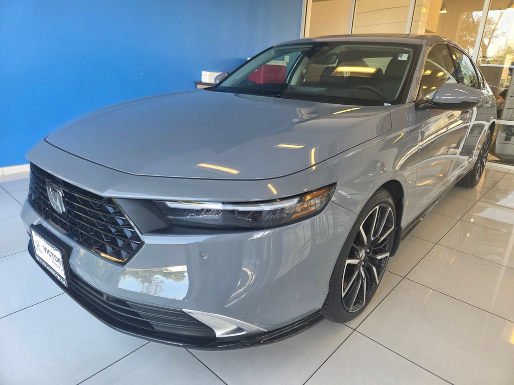 Certified 2023 Honda Accord Touring image 1