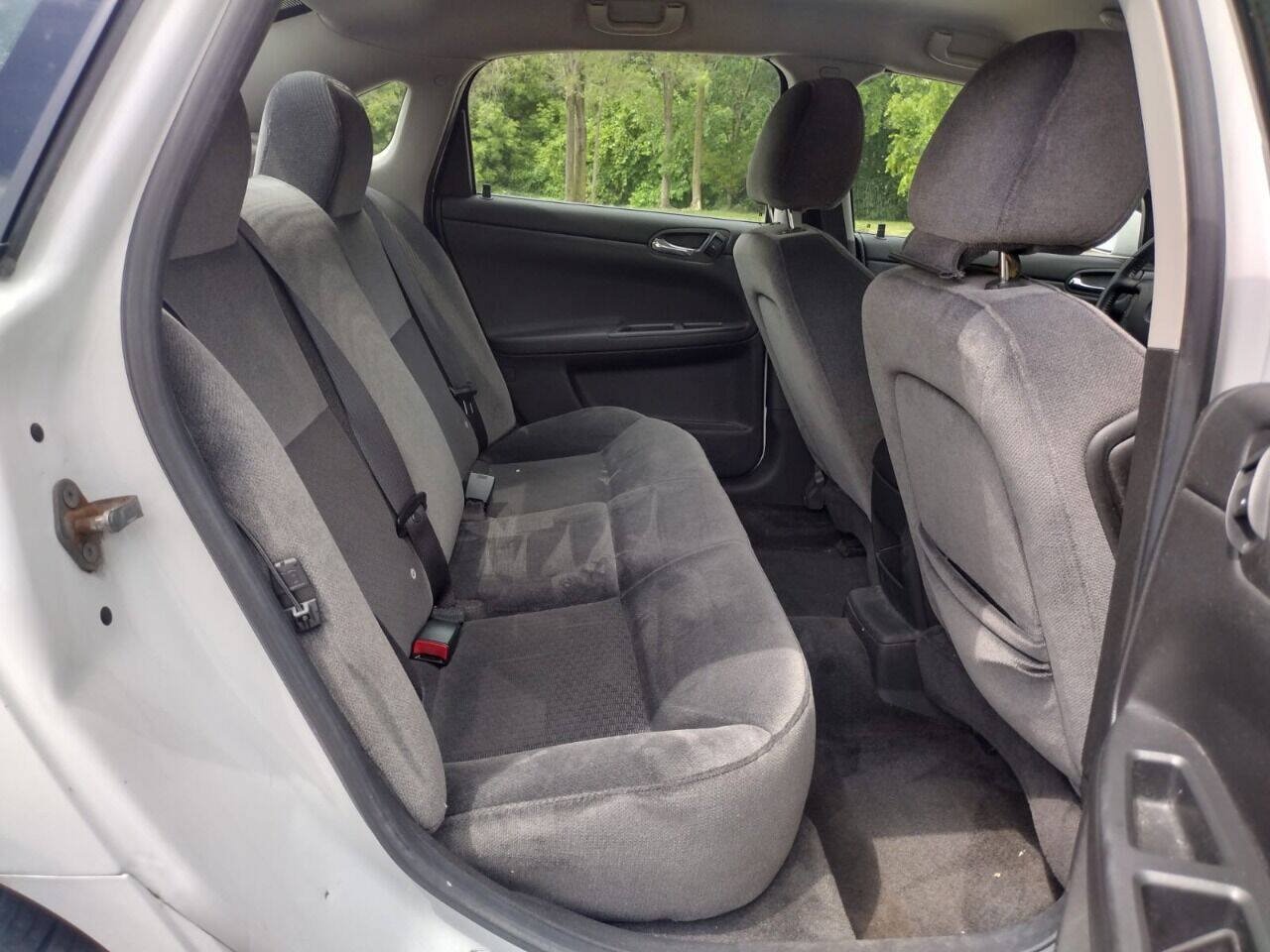 Used 2013 Chevrolet Impala LT FWD image 14