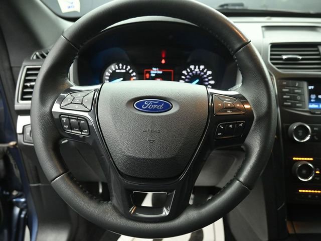 Certified 2018 Ford Explorer XLT image 15