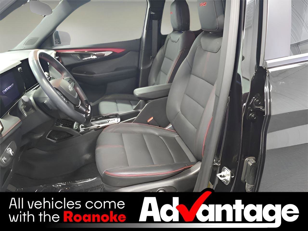 Used 2025 Chevrolet TrailBlazer RS image 4