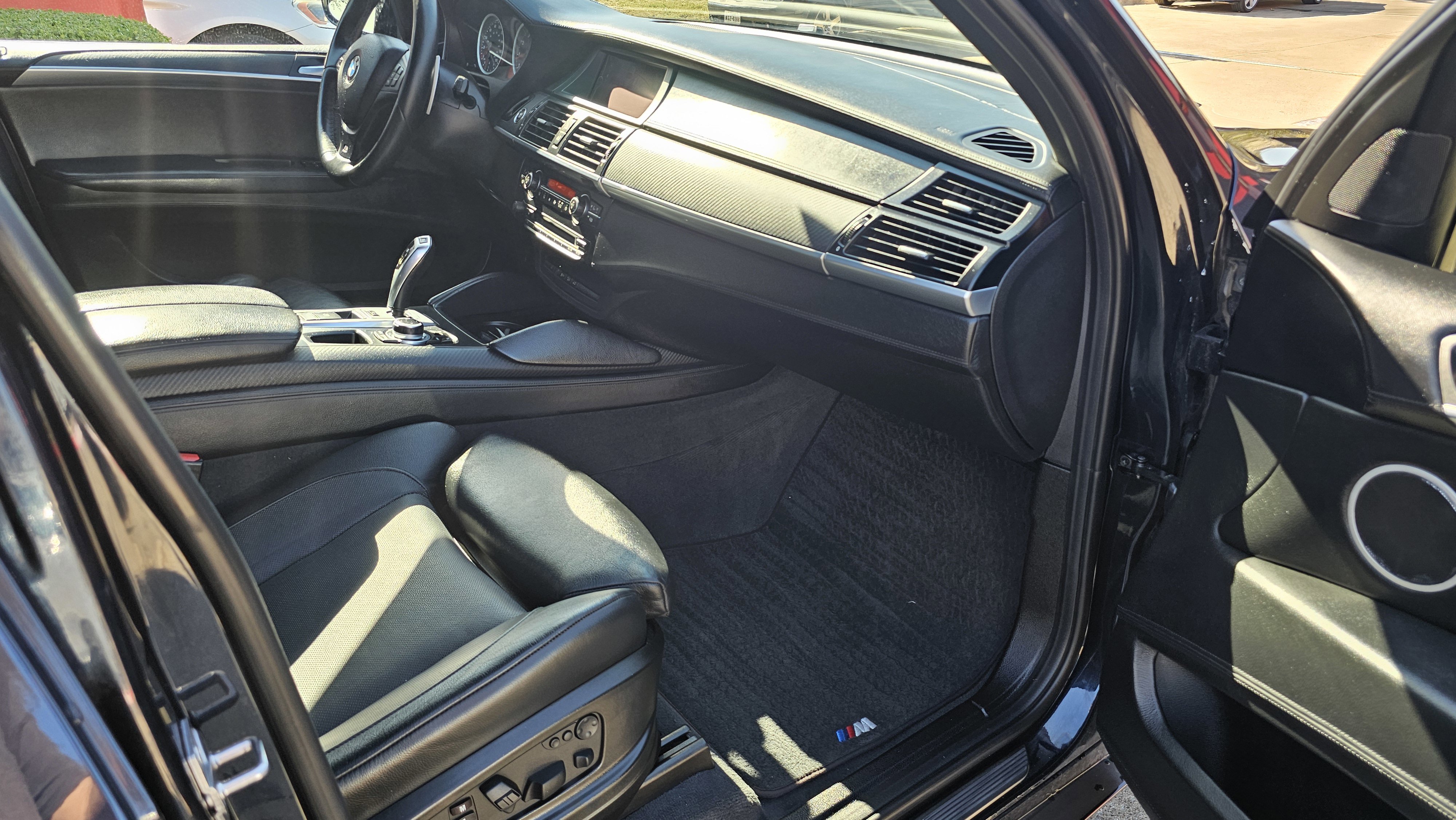 Used 2012 BMW X5 M w/ Active Ventilated Seat Pkg image 33