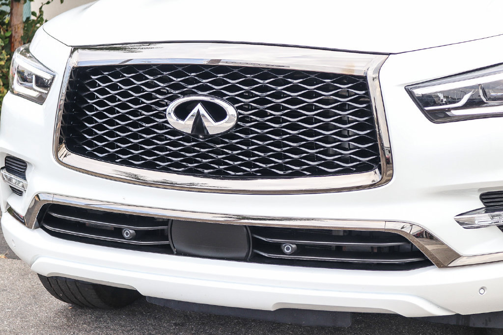 Used 2021 INFINITI QX80 Premium Select w/ All-Season Package AWD/4WD image 5