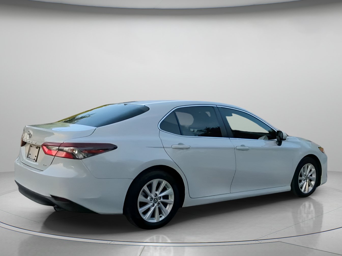 Used 2023 Toyota Camry LE FWD image 28