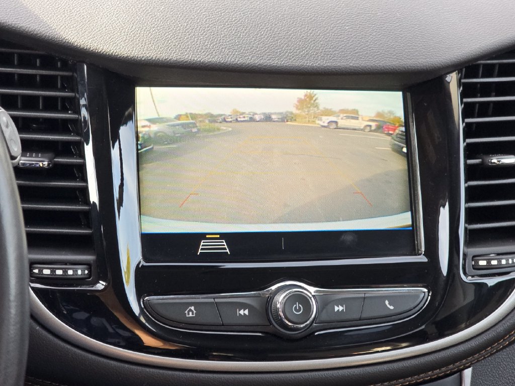 Certified 2019 Chevrolet Trax LT w/ LT Convenience Package FWD image 16
