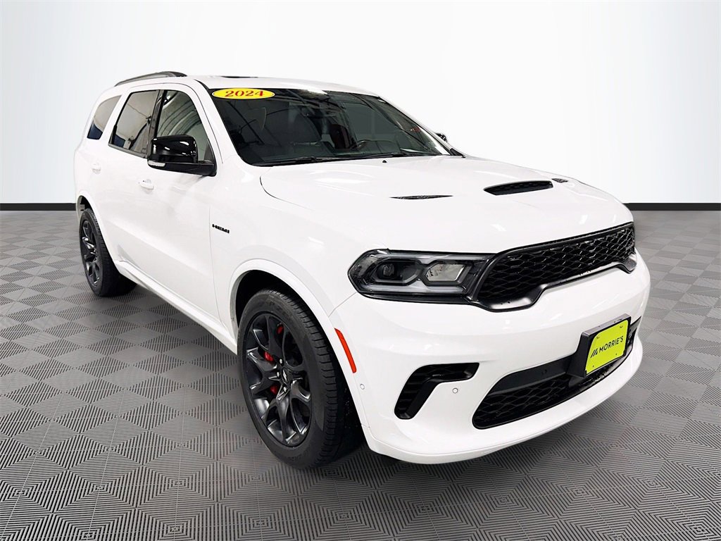 Used 2024 Dodge Durango R/T w/ Tow 'N Go Package image 3