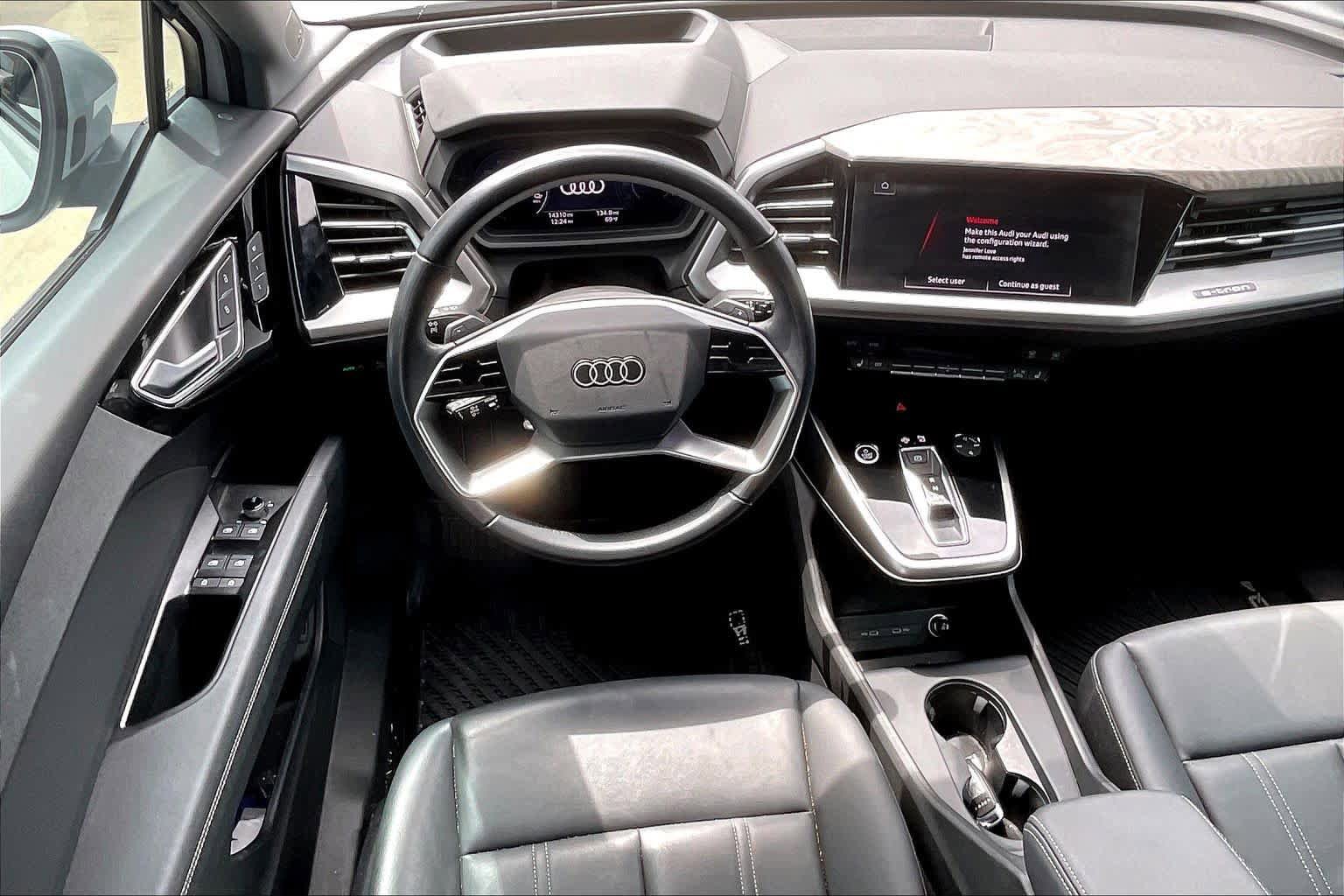 Used 2024 Audi Q4 e-tron Prestige AWD/4WD image 6