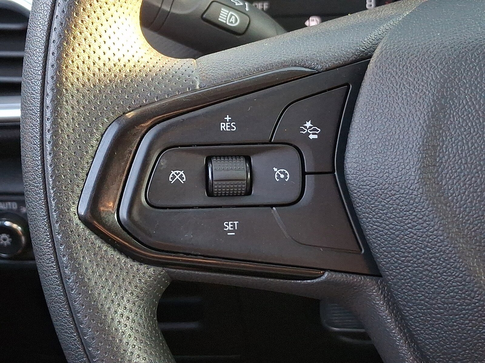 Certified 2023 Chevrolet TrailBlazer LT FWD image 21