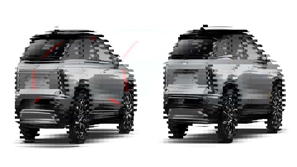 New 2025 Cadillac Optiq Sport 1 w/ LPO, Floor Liner Package image 31