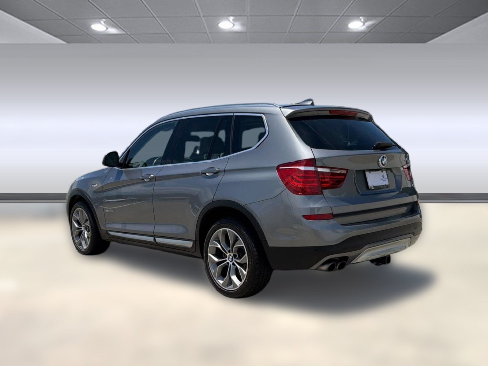 Used 2015 BMW X3 xDrive28i AWD/4WD image 2