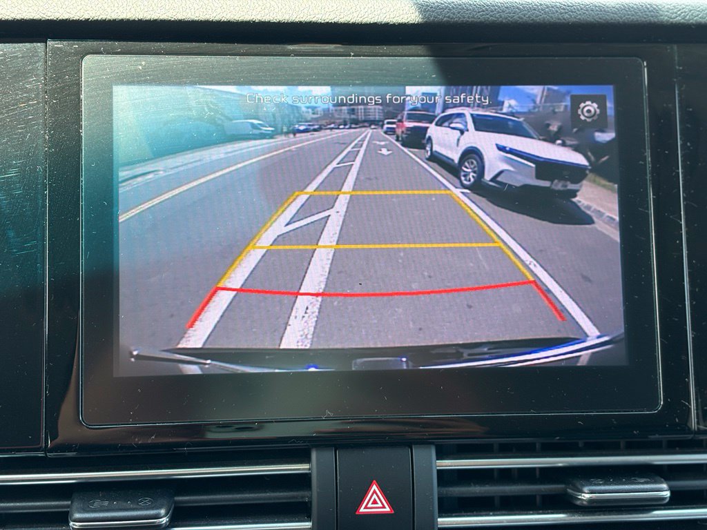 Used 2022 Kia Niro LXS FWD image 19