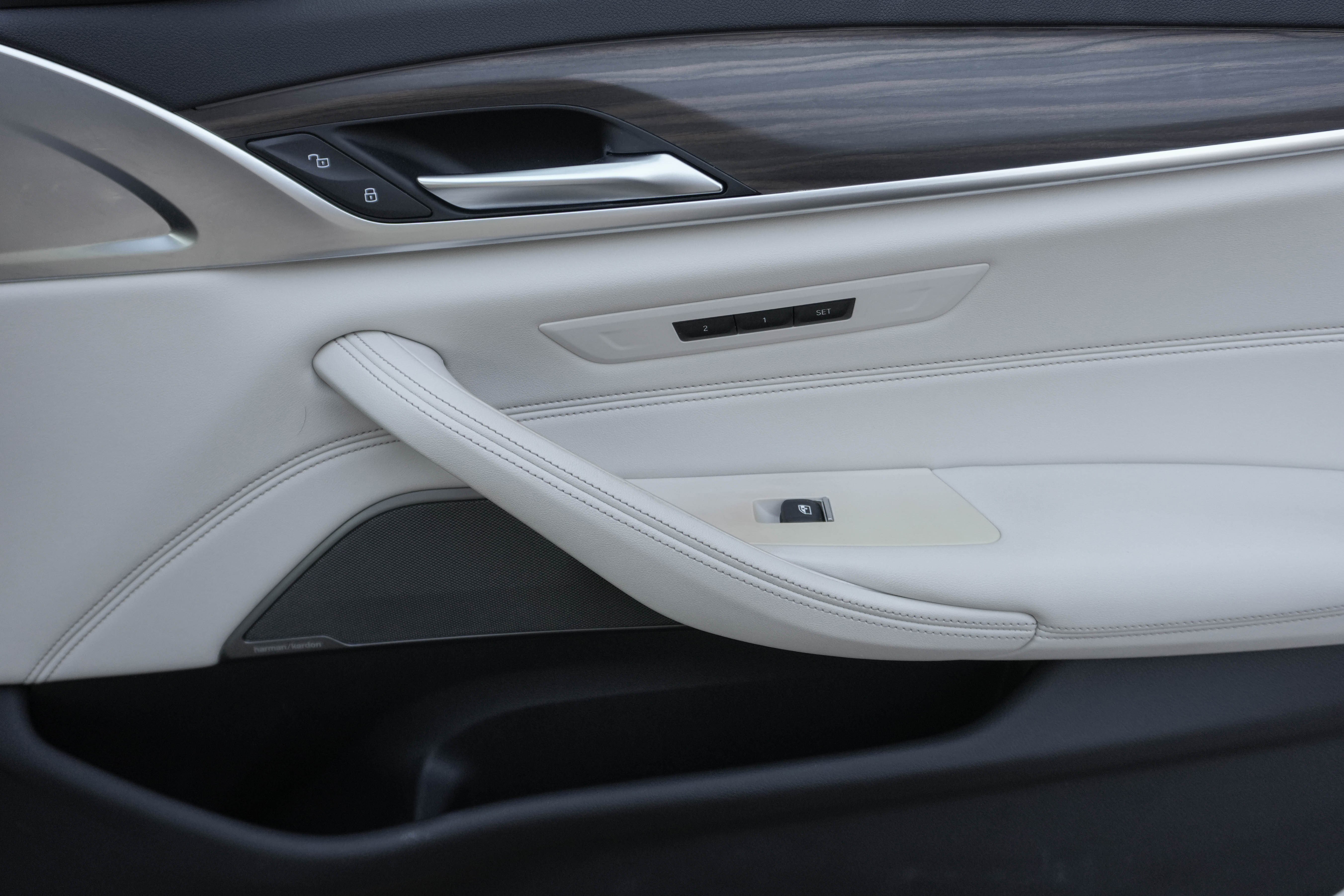 Certified 2023 BMW 540i w/ Premium Package image 30