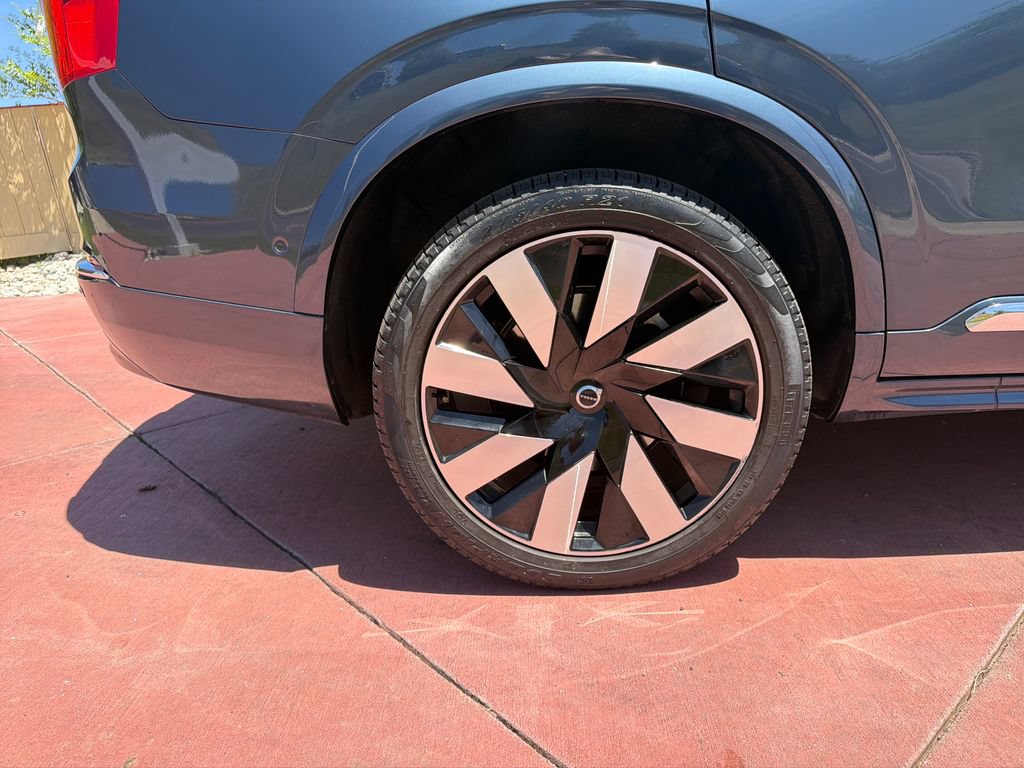 Used 2023 Volvo XC90 T8 Ultimate w/ Lounge Package AWD/4WD image 41