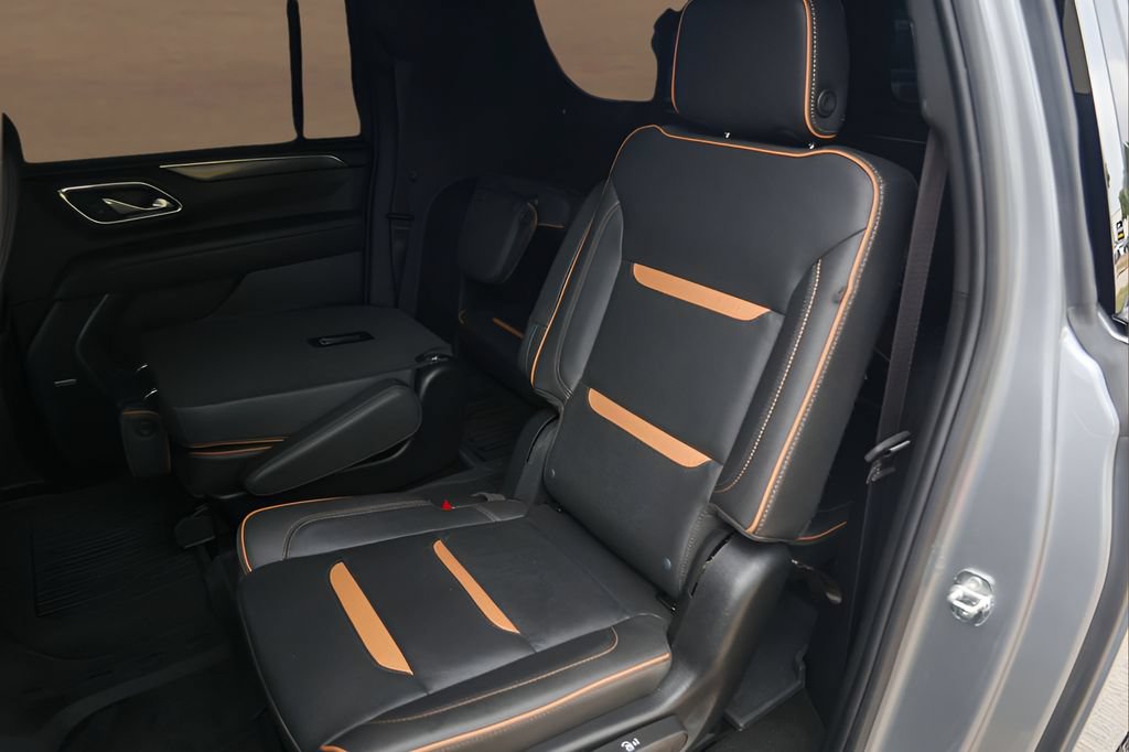 Used 2023 GMC Yukon XL AT4 w/ LPO, Floor Liner Package AWD/4WD image 25