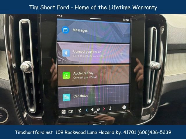 Used 2023 Volvo XC40 B5 Plus w/ Protection Package Premier image 18