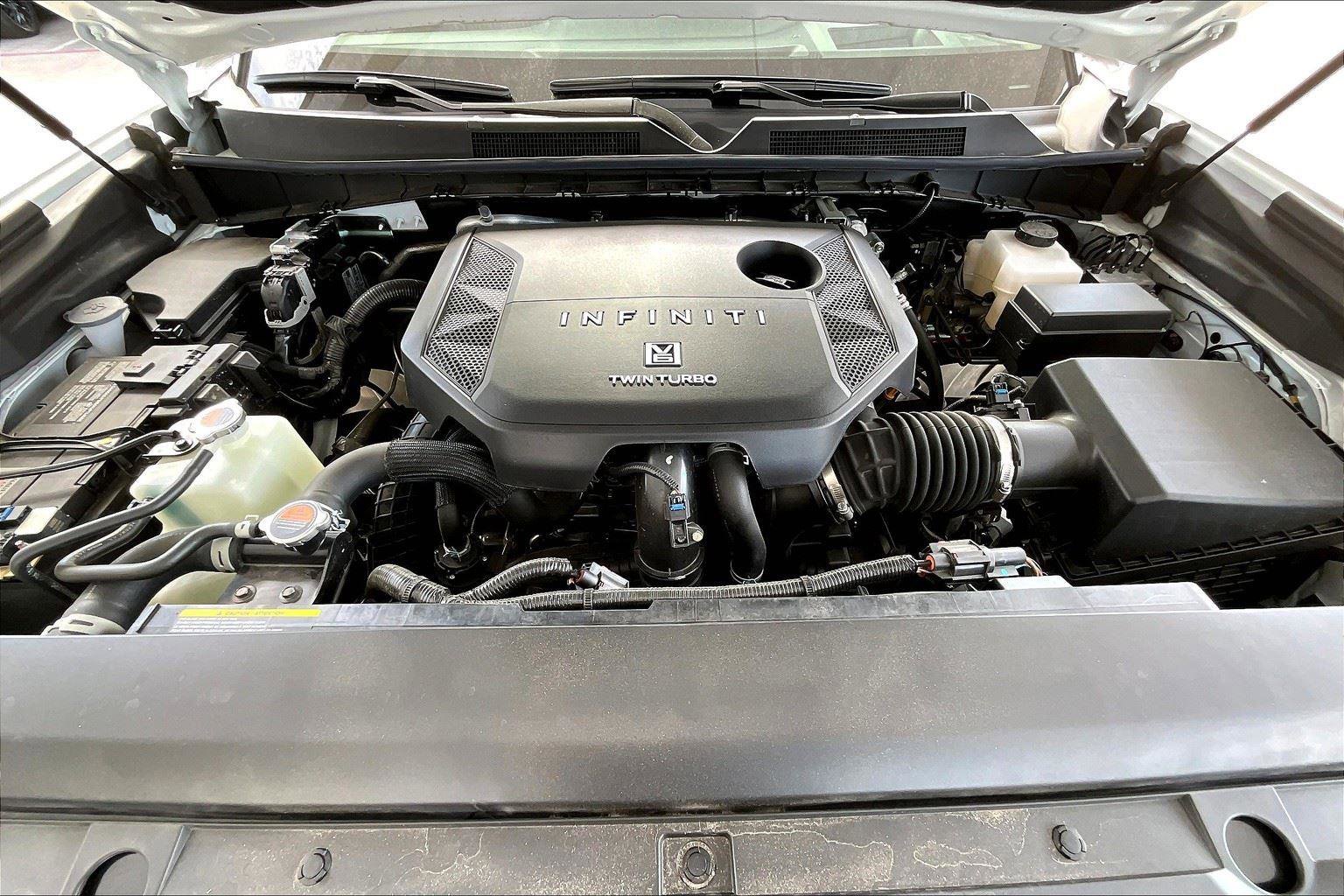 New 2025 INFINITI QX80 Sensory image 25