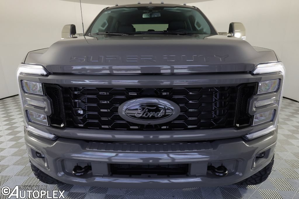 Used 2026 Ford F450 Lariat AWD/4WD image 2