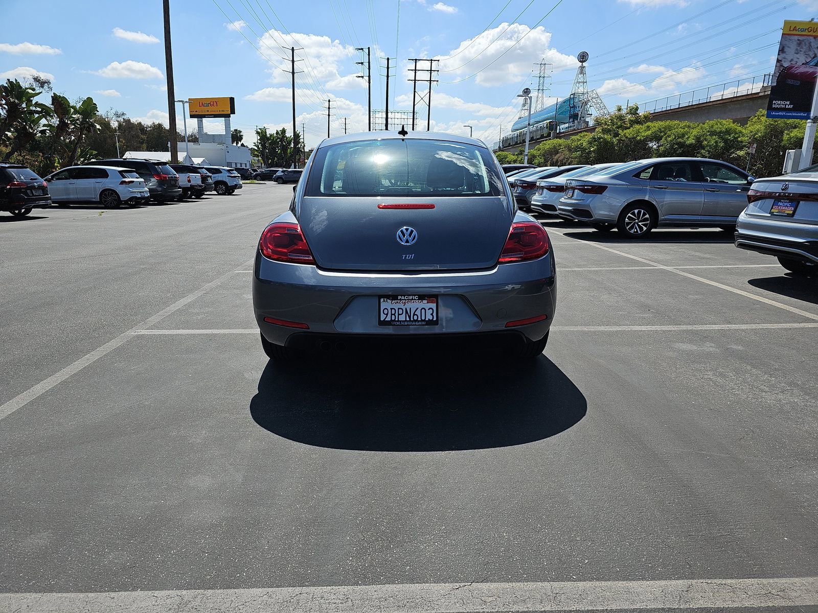 Used 2015 Volkswagen Beetle TDI image 6