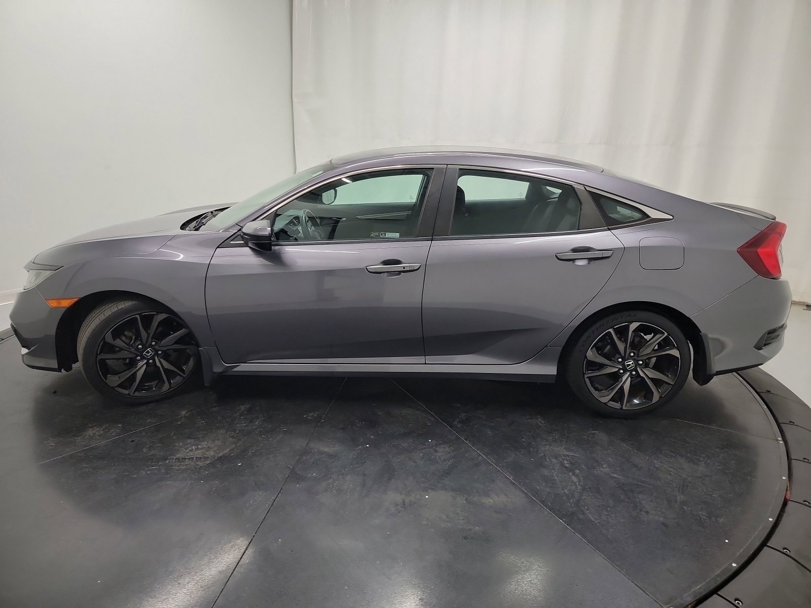 Used 2020 Honda Civic Sport image 4