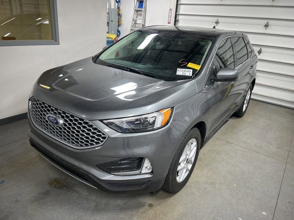 Used 2023 Ford Edge SEL w/ Convenience Package