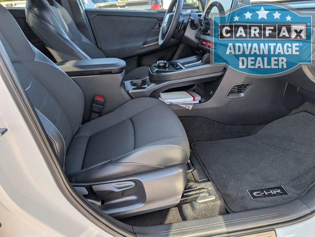 Used 2026 Toyota C-HR AWD/4WD image 21