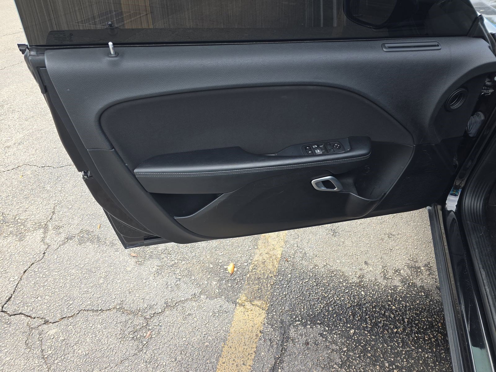 Used 2022 Dodge Challenger SXT w/ Blacktop Package image 13