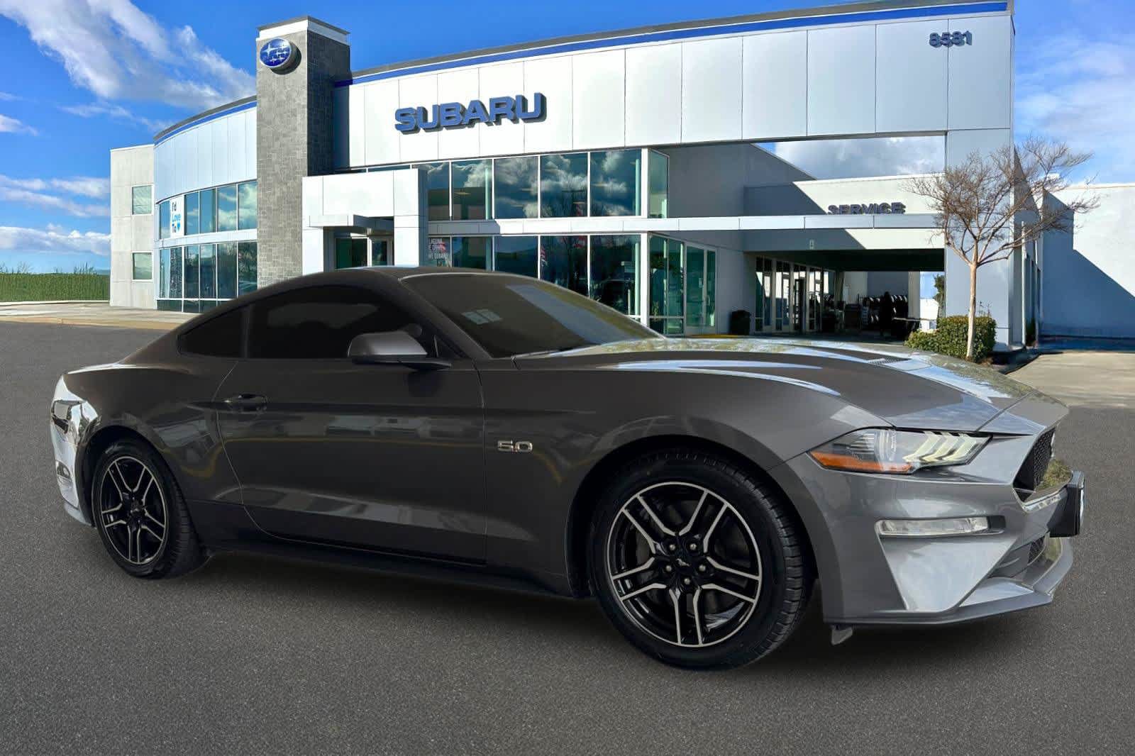 Used 2021 Ford Mustang GT RWD image 5