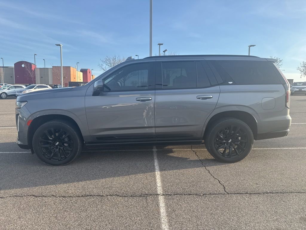 Used 2021 Cadillac Escalade Sport Platinum w/ LPO, ONYX Package image 9