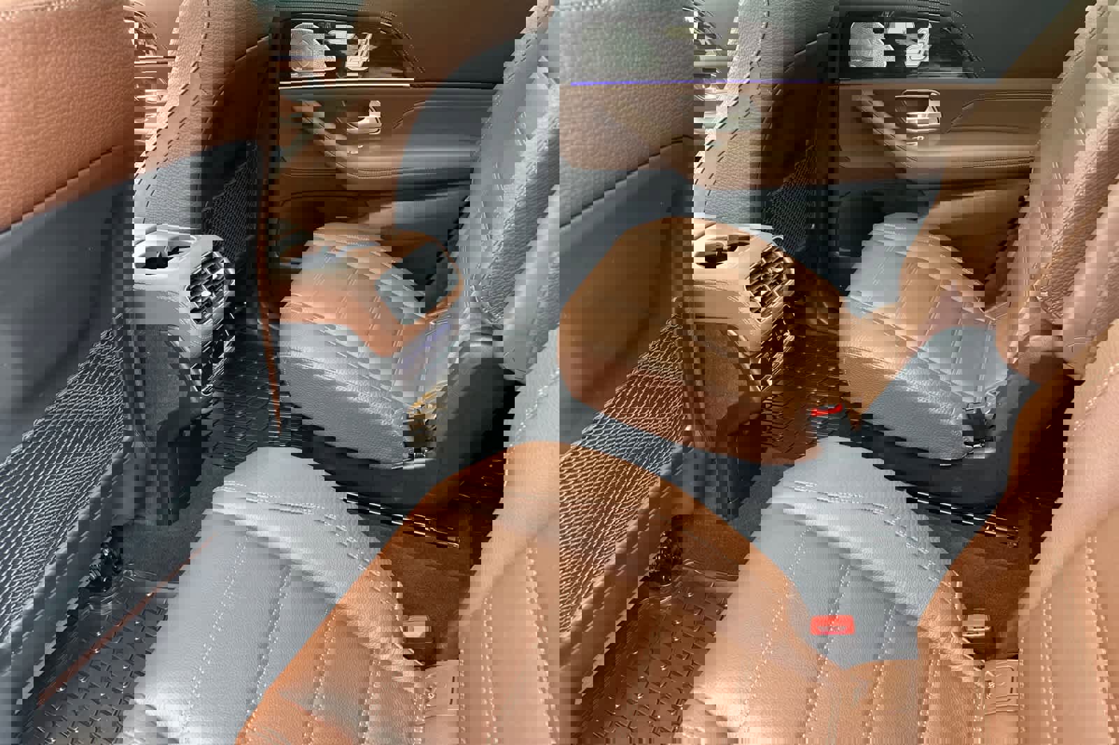 Certified 2025 Mercedes-Benz GLS 580 4MATIC image 11