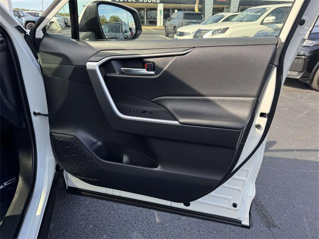 Used 2022 Toyota RAV4 SE w/ SE Grade Weather Package image 6