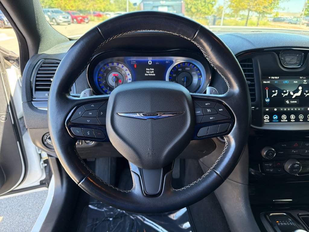 Used 2022 Chrysler 300 S RWD image 18
