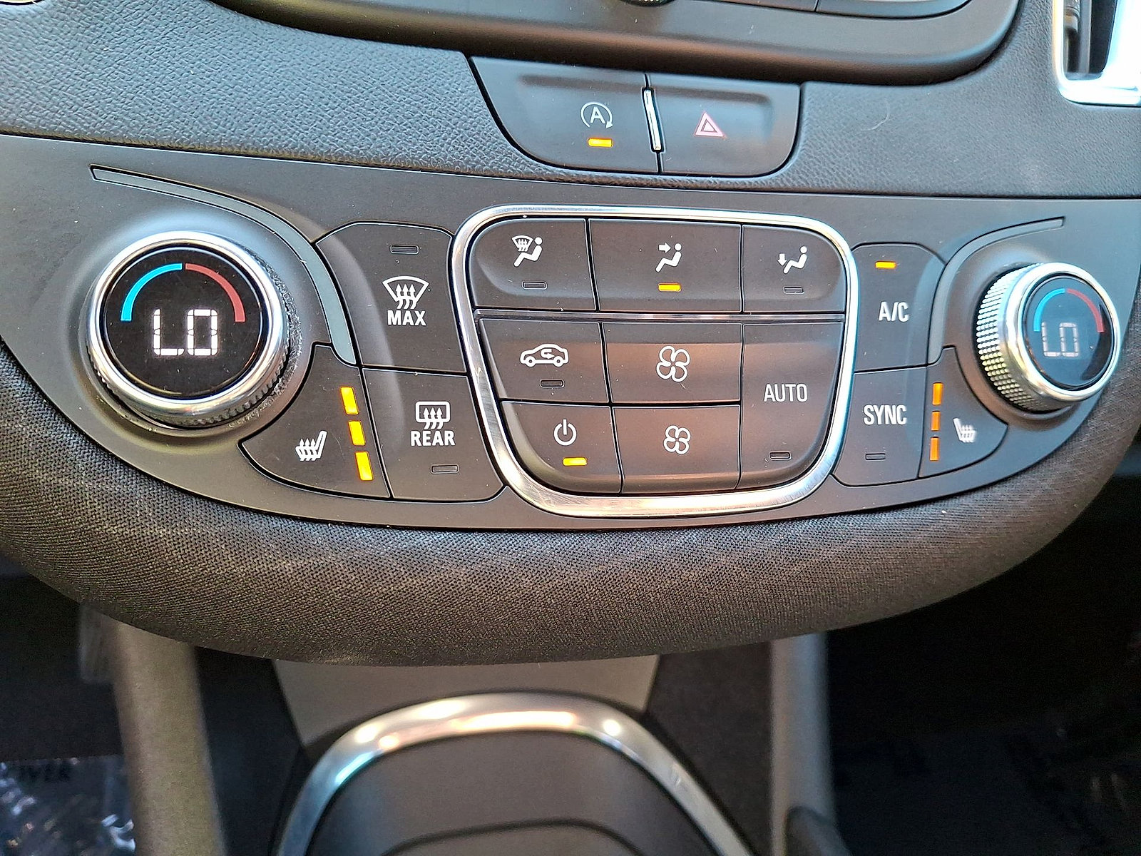 Used 2021 Chevrolet Malibu LT FWD image 19