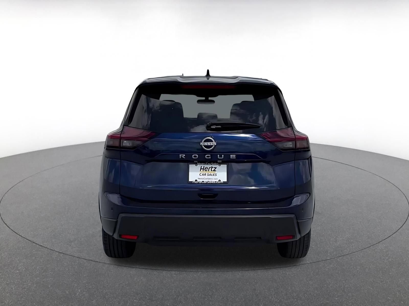 Used 2025 Nissan Rogue SV FWD image 12