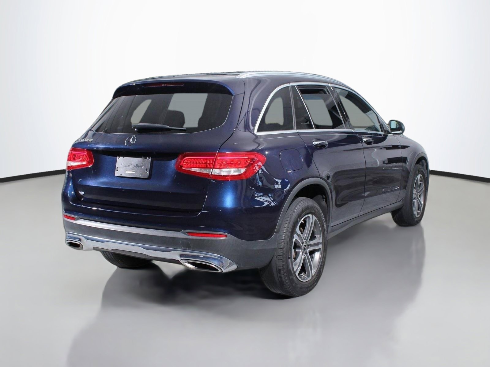 Used 2019 Mercedes-Benz GLC 300 image 6