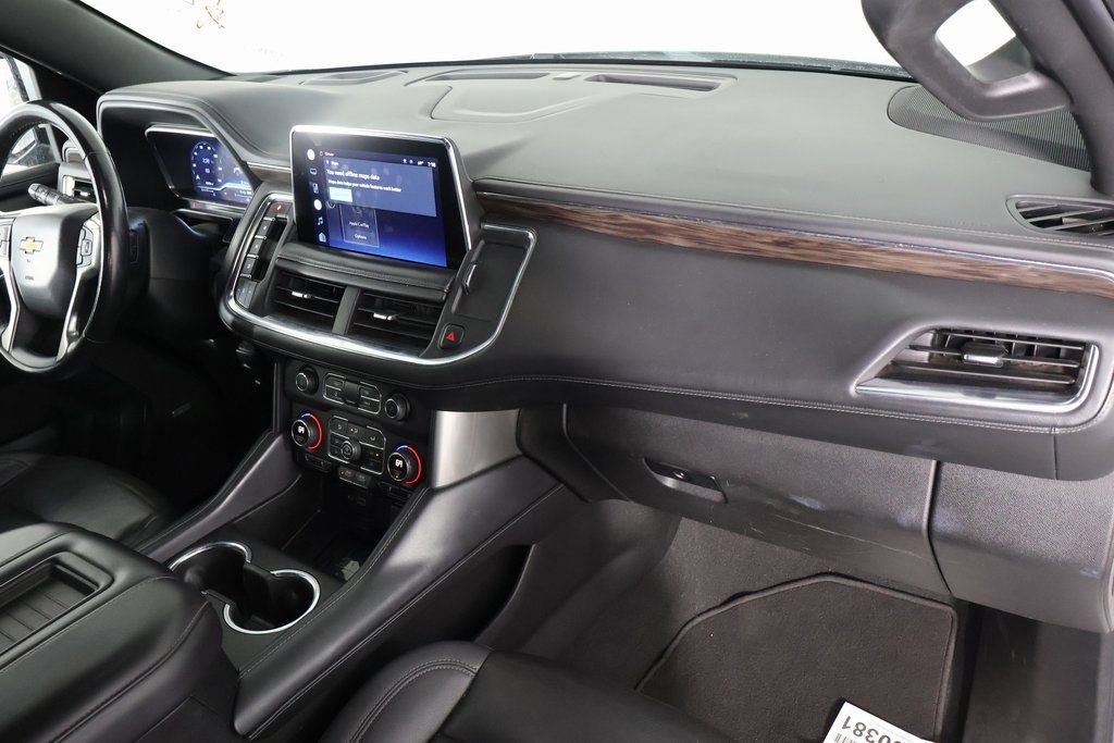 Used 2022 Chevrolet Suburban LT image 9