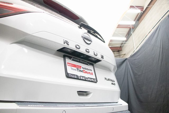 New 2026 Nissan Rogue Platinum w/ Platinum Premium Package AWD/4WD image 14