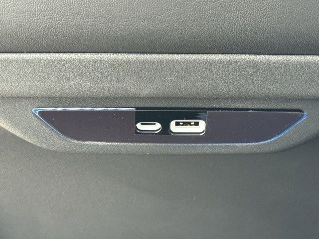 New 2026 Chrysler Pacifica Select image 33