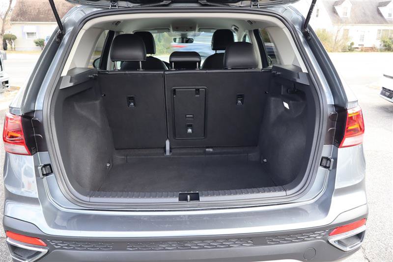 Used 2024 Volkswagen Taos SE image 33