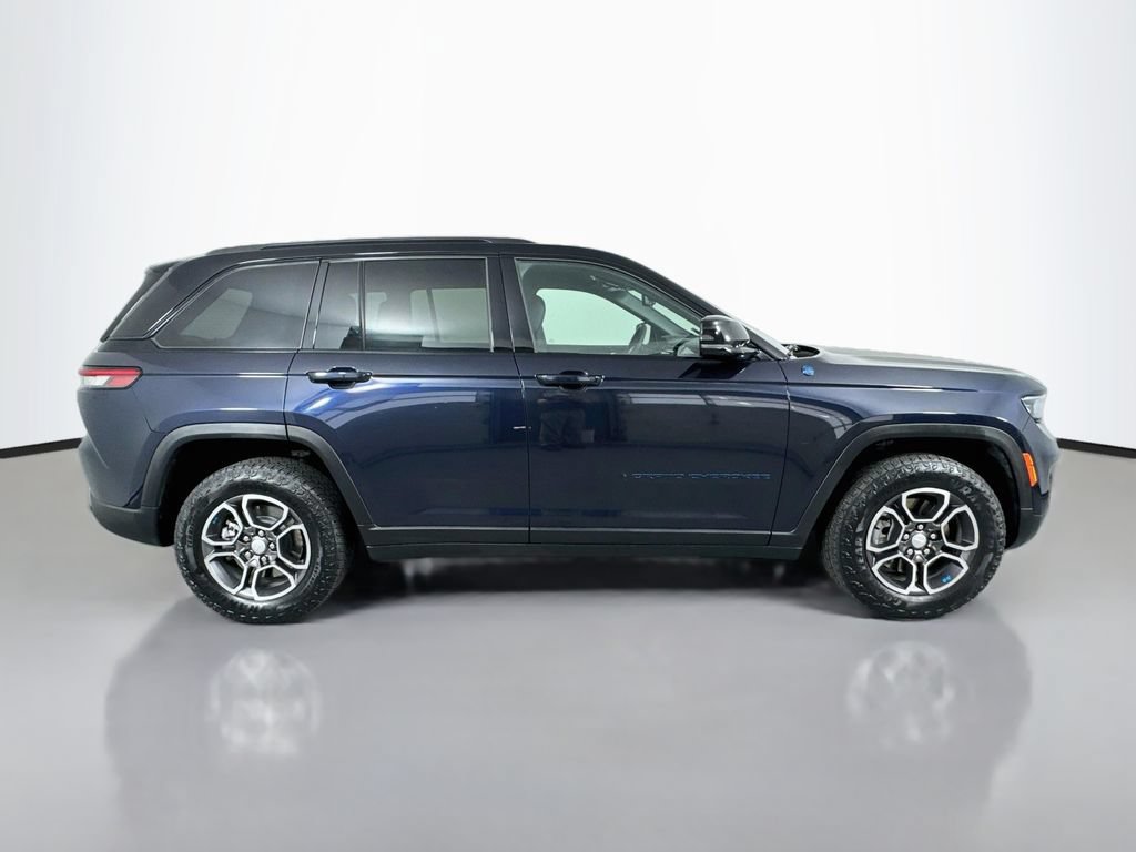 Used 2023 Jeep Grand Cherokee Trailhawk w/ Luxury Tech Group III AWD/4WD image 5