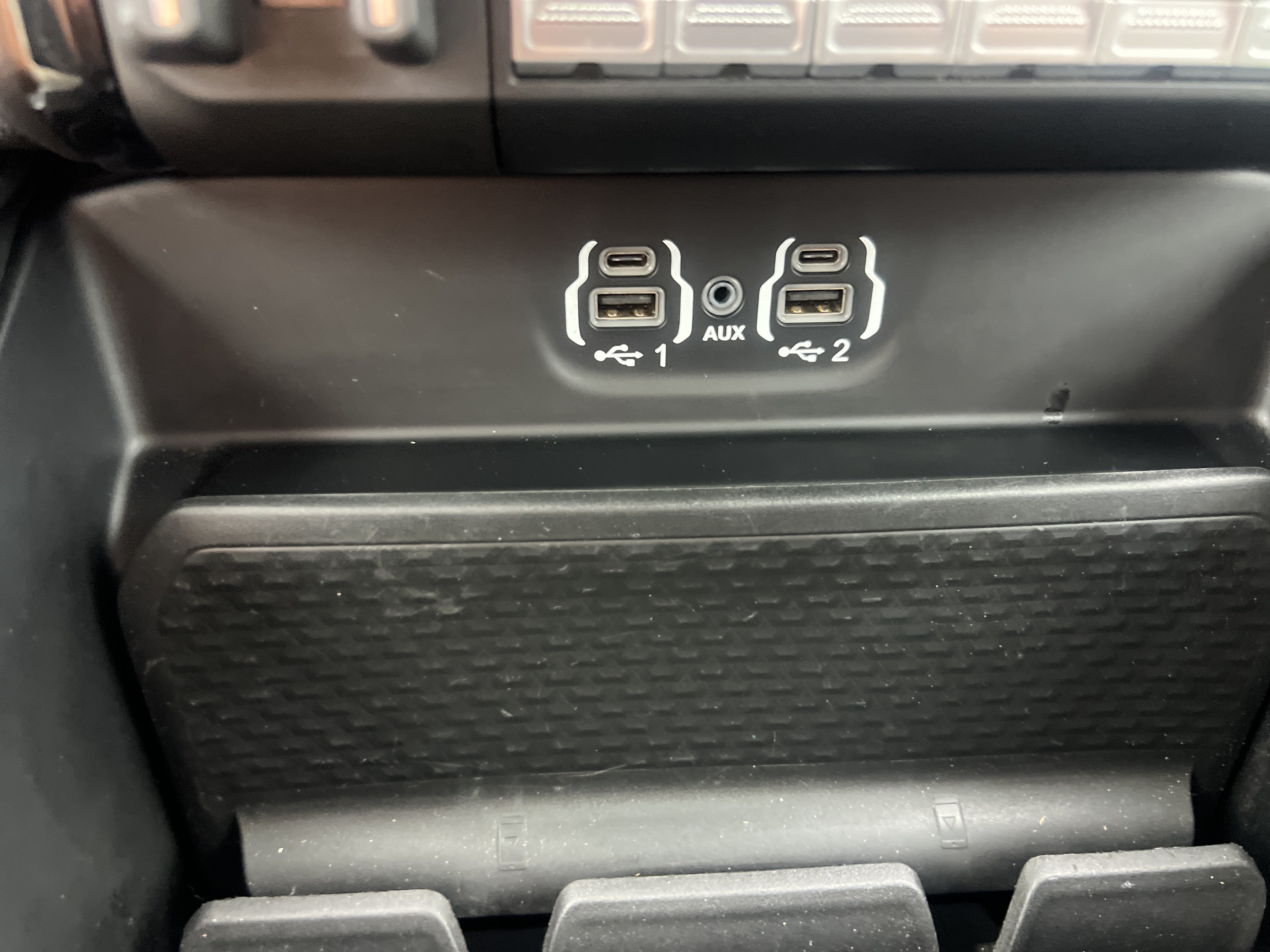 Used 2022 RAM 2500 Laramie AWD/4WD image 17