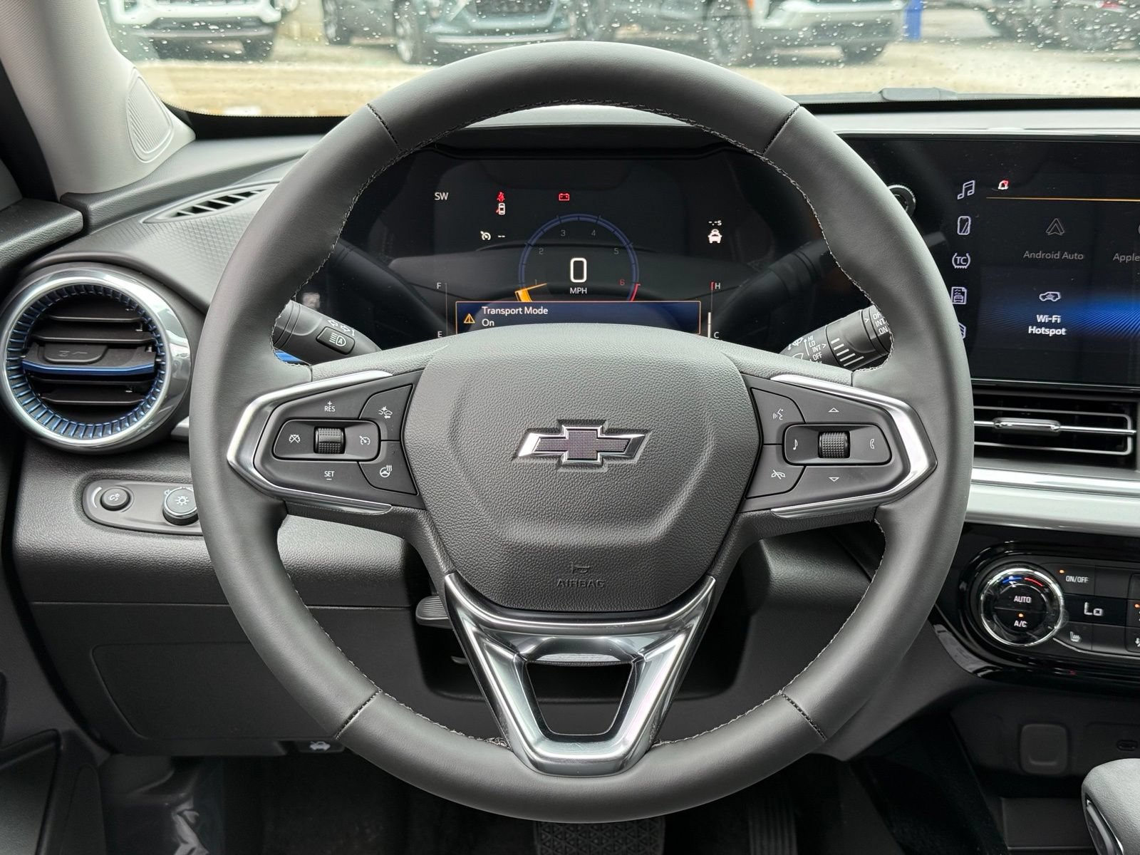 New 2026 Chevrolet Trax LT w/ Midnight Edition FWD image 17