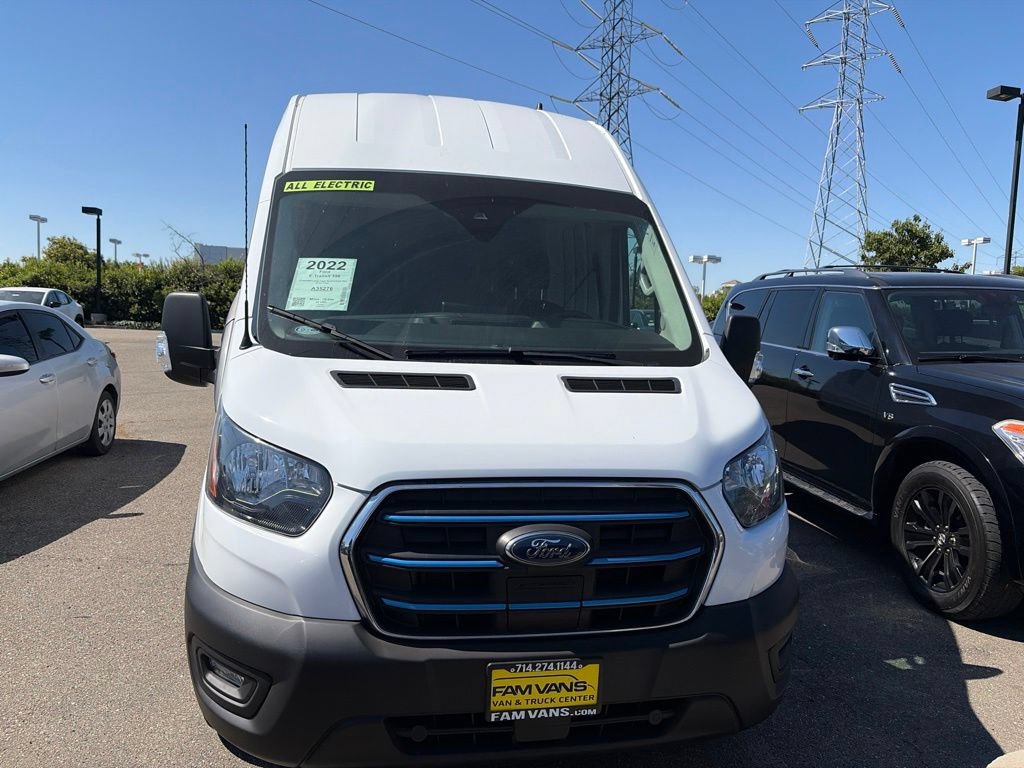 Used 2022 Ford E-Transit 148 High Roof Extended RWD image 2