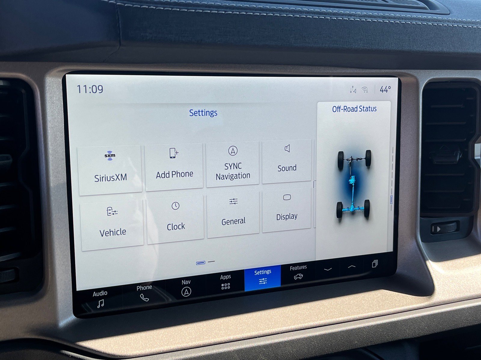 New 2025 Ford Bronco Outer Banks AWD/4WD image 14
