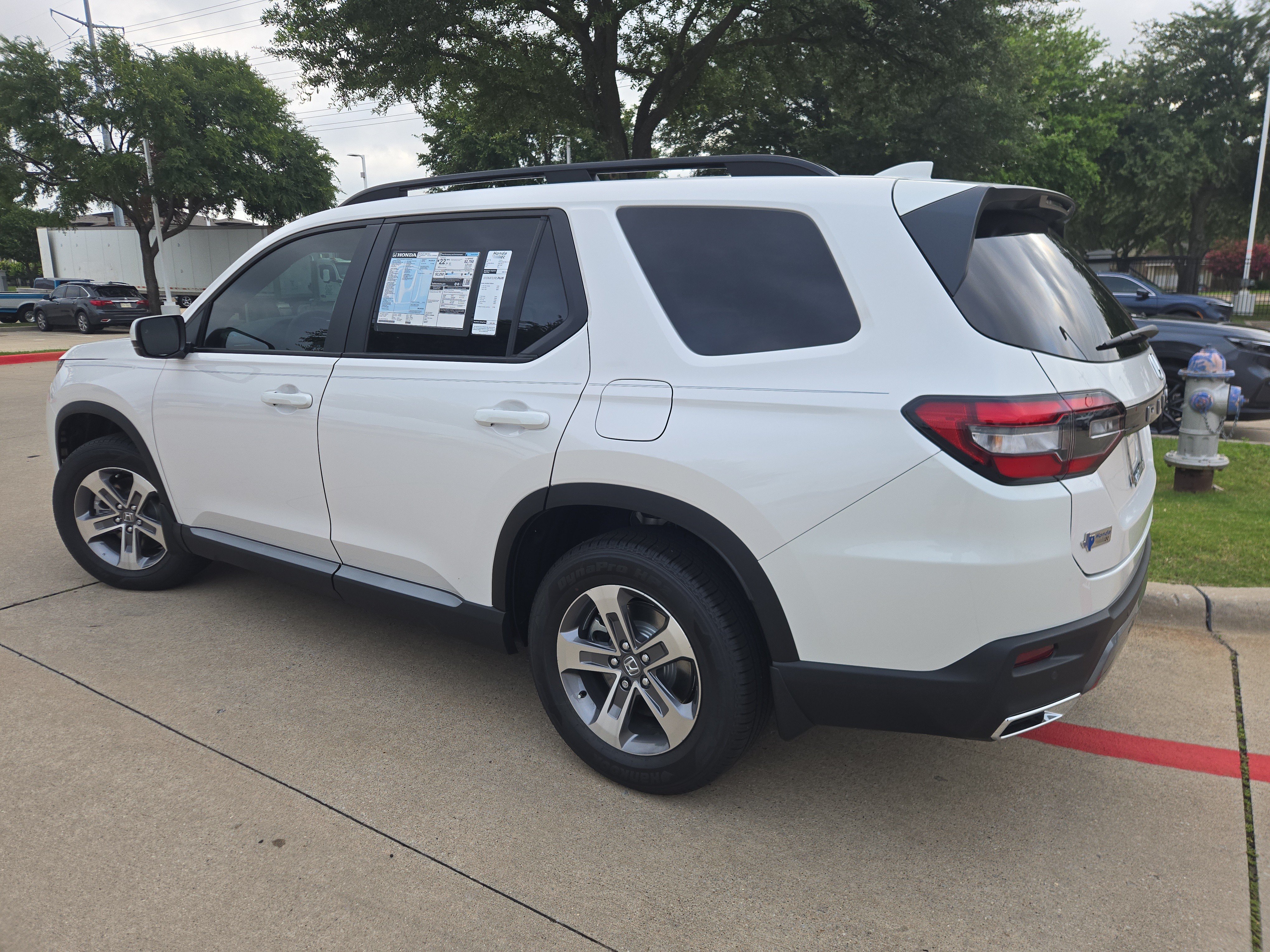New 2026 Honda Pilot EX-L image 7
