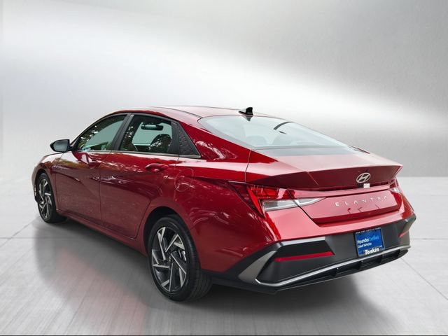 Certified 2025 Hyundai Elantra SEL FWD image 5