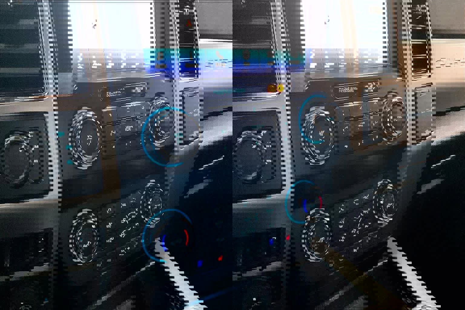 Used 2021 Ford F350 Lariat w/ Lariat Ultimate Package image 34