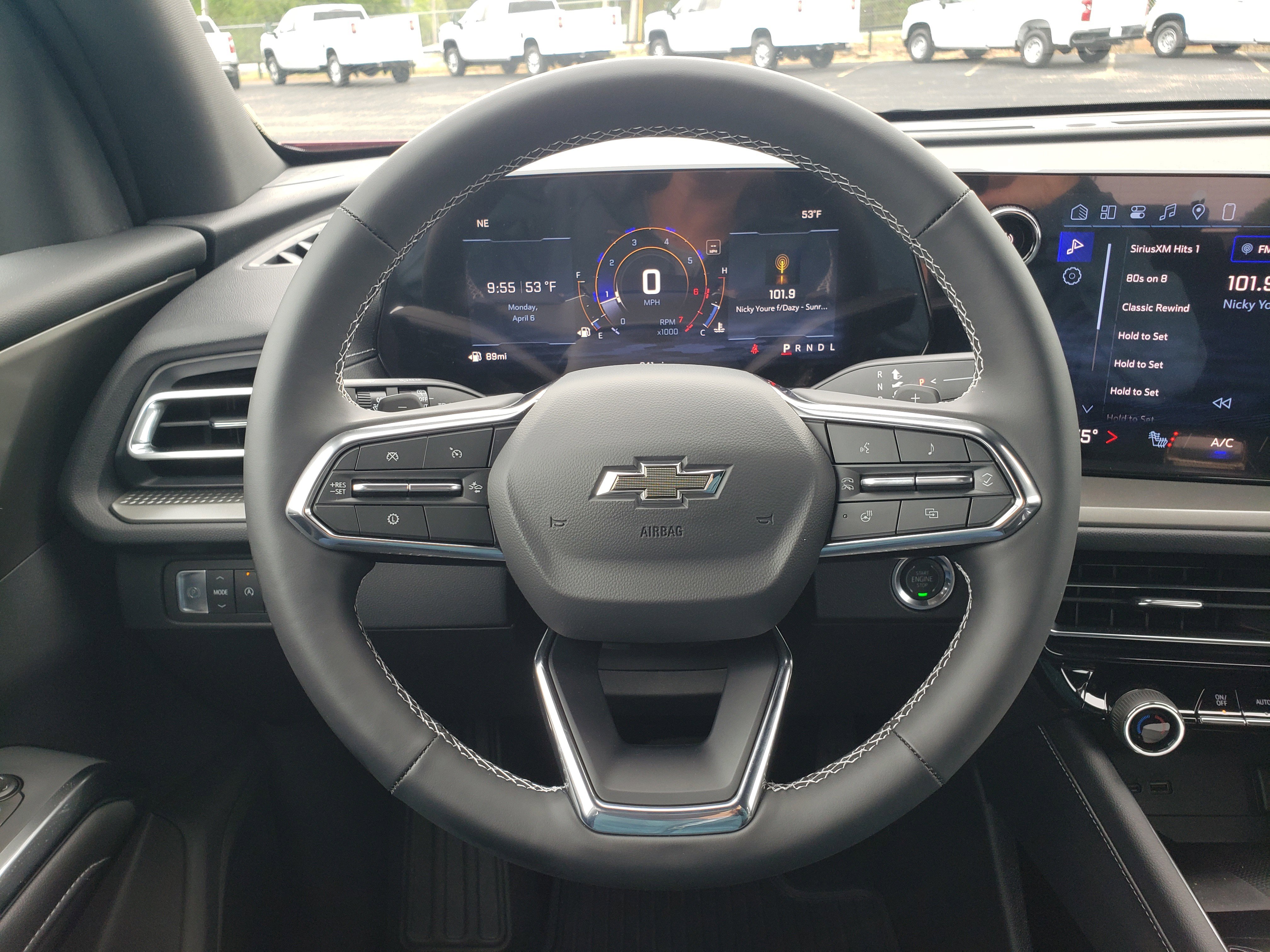 New 2026 Chevrolet Traverse LT image 16