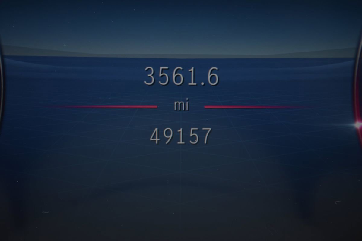 Used 2023 Mercedes-Benz S 500 4MATIC image 3